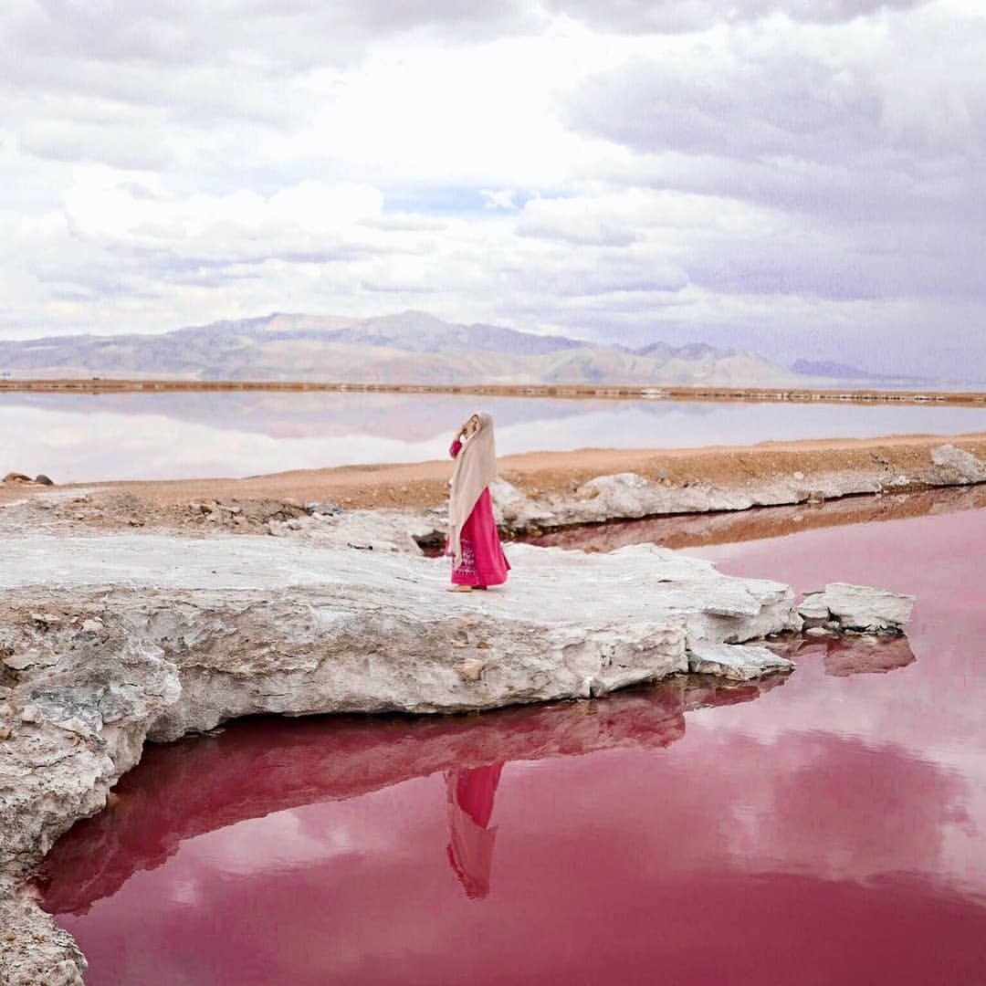 Maharloo Lake