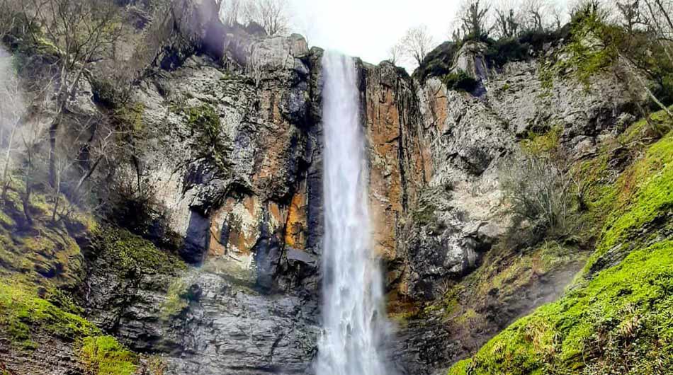 laton-waterfall