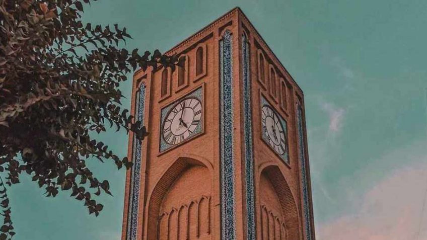 Yazd-Clock-Square