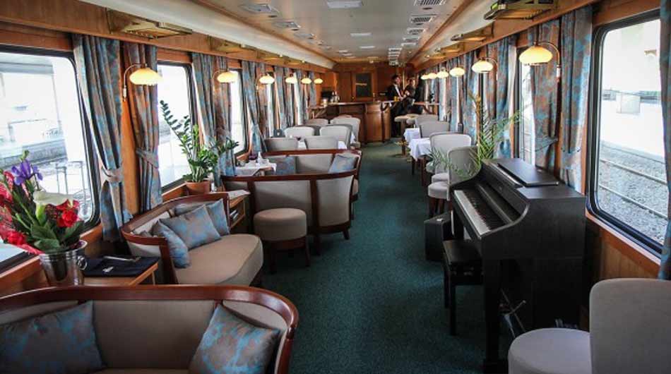 Luxury-tourist-train